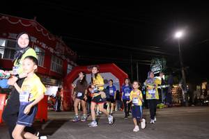 BIB: 4436
                            <button type="button" onclick="openModal(26262373)" class="btn btn-primary btn-sm float-right btn-popup" data-toggle="modal" data-target=".modal-high-quality">
                        <i class="fas fa-shopping-cart"></i> Add to Cart
                    </button>
                                            <button type="button" onclick="isThisMe(26262373, true)" class="btn btn-success btn-sm float-right btn-popup btn-isme hidden" data-toggle="tooltip" data-placement="bottom" title="นี่คือรูปของคุณใช่ไหม คลิกที่นี่เพื่อเอาเข้าอัลบั้ม">
                        <i class="fas fa-plus"></i> Add to album
                    </button>
                    <button type="button" onclick="isThisMe(26262373, false)" class="btn btn-warning btn-sm float-right btn-popup btn-isnotme hidden">
                        <i class="fas fa-ban"></i> Remove from album
                    </button>